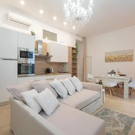 White Loft Near Duomo Orti 14 Apartment *