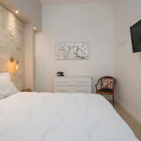 Apartment White Loft Near Duomo Orti 14 Milan